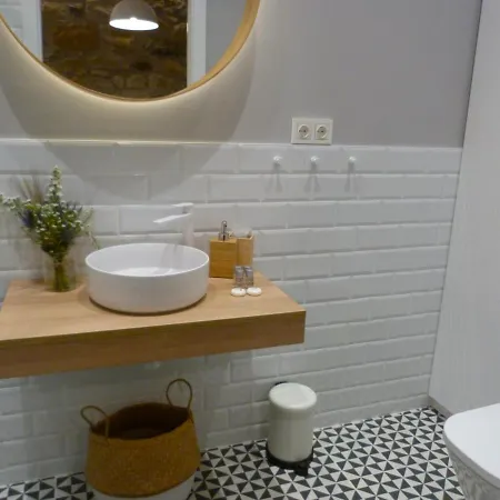 Chic Gran Via, Nuevo De Diseno En Gros By Chicdonosti Apartman